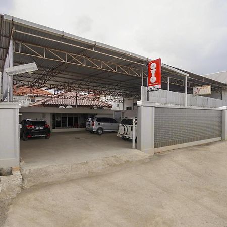 Super Oyo 1868 Penginapan Sekip Palimbão Exterior foto