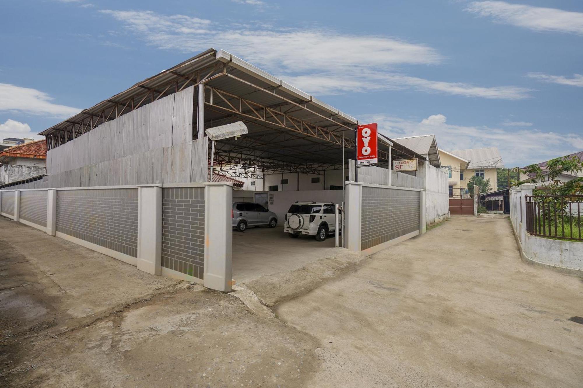 Super Oyo 1868 Penginapan Sekip Palimbão Exterior foto